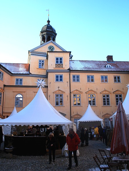 Weihnachtsmarkt im Schloss